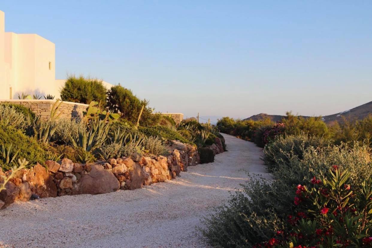 Natura Villas Paros Molos  Buitenkant foto
