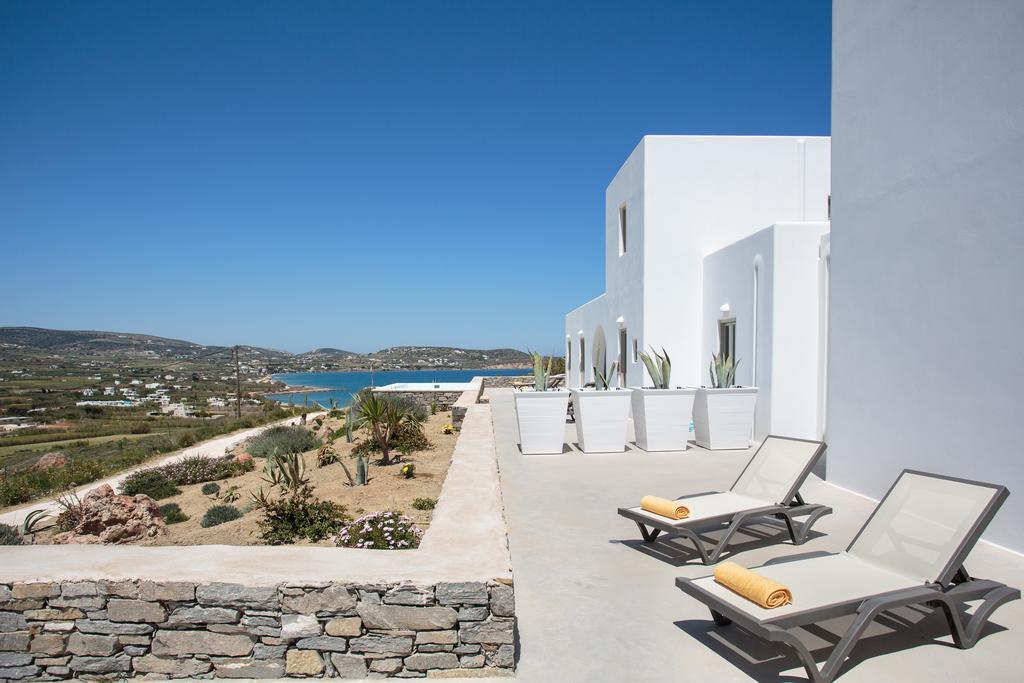 Natura Villas Paros Molos  Buitenkant foto